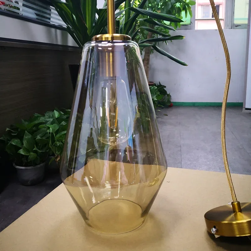 北欧ポストモダンミニマリストリビングルームコーヒーショップバ - Switching Coffee To Tea のレビューと価格