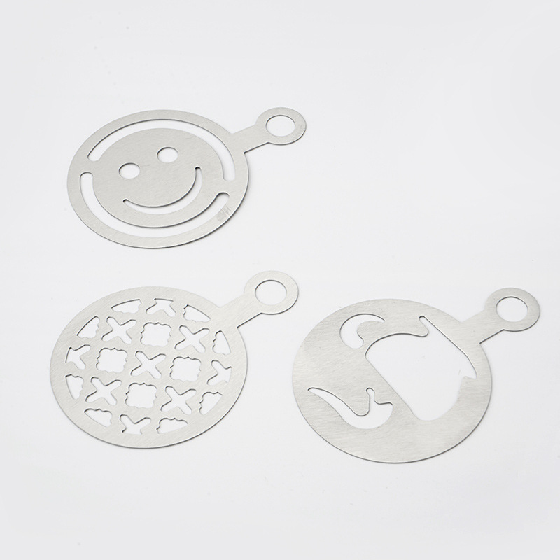 ステンレス製ラテアートステンシル、パン用粉振り器、スプレーフ - Coffee Stencil Art のレビューと価格